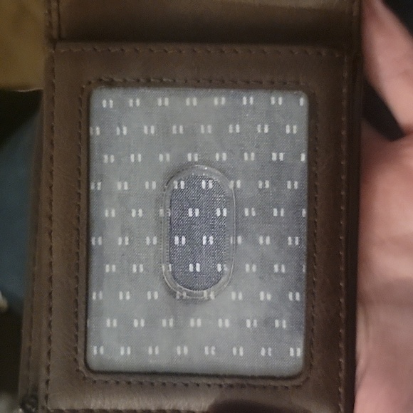 Goodfellow and Co Leather Wallet - Picture 4 of 5